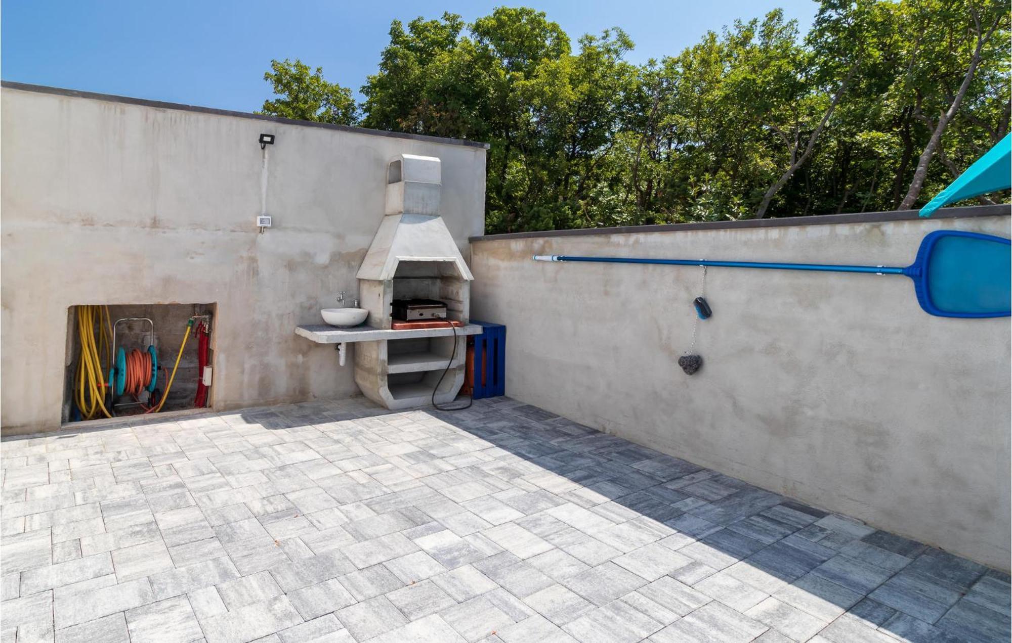 Pet Friendly Home In Smrika With Kitchen Εξωτερικό φωτογραφία